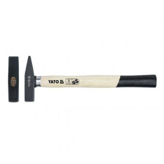 Молоток слесарный Yato, 400г, деревянная ручка