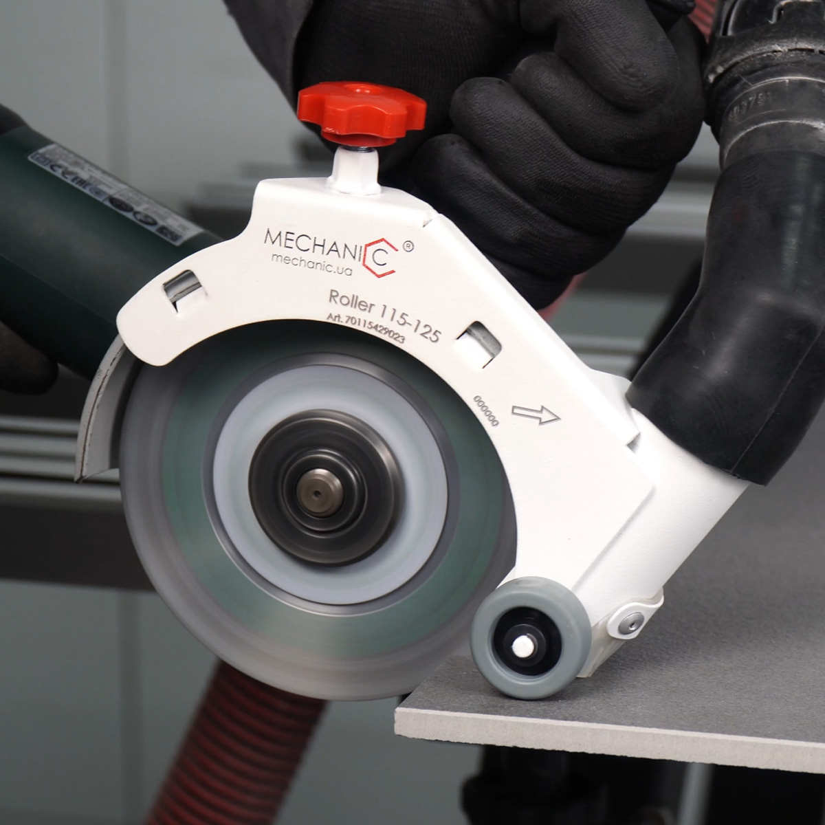 Кожух накладной MECHANIC™ Roller 115-125, для ушм
